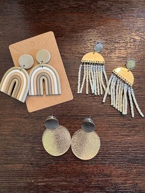 3 pair of assorted earrings